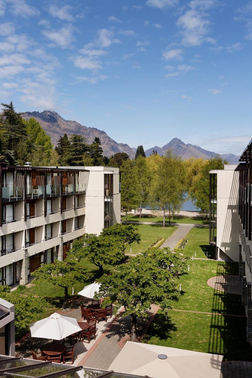 Novotel Queenstown Lakeside 2