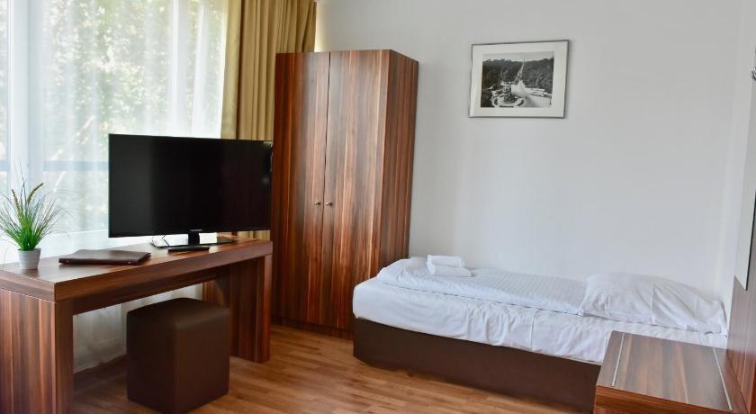 Aparthotel Christie 2