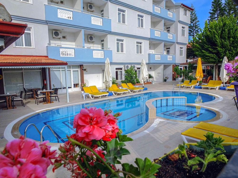 Victoria Princess Hotel & Apart