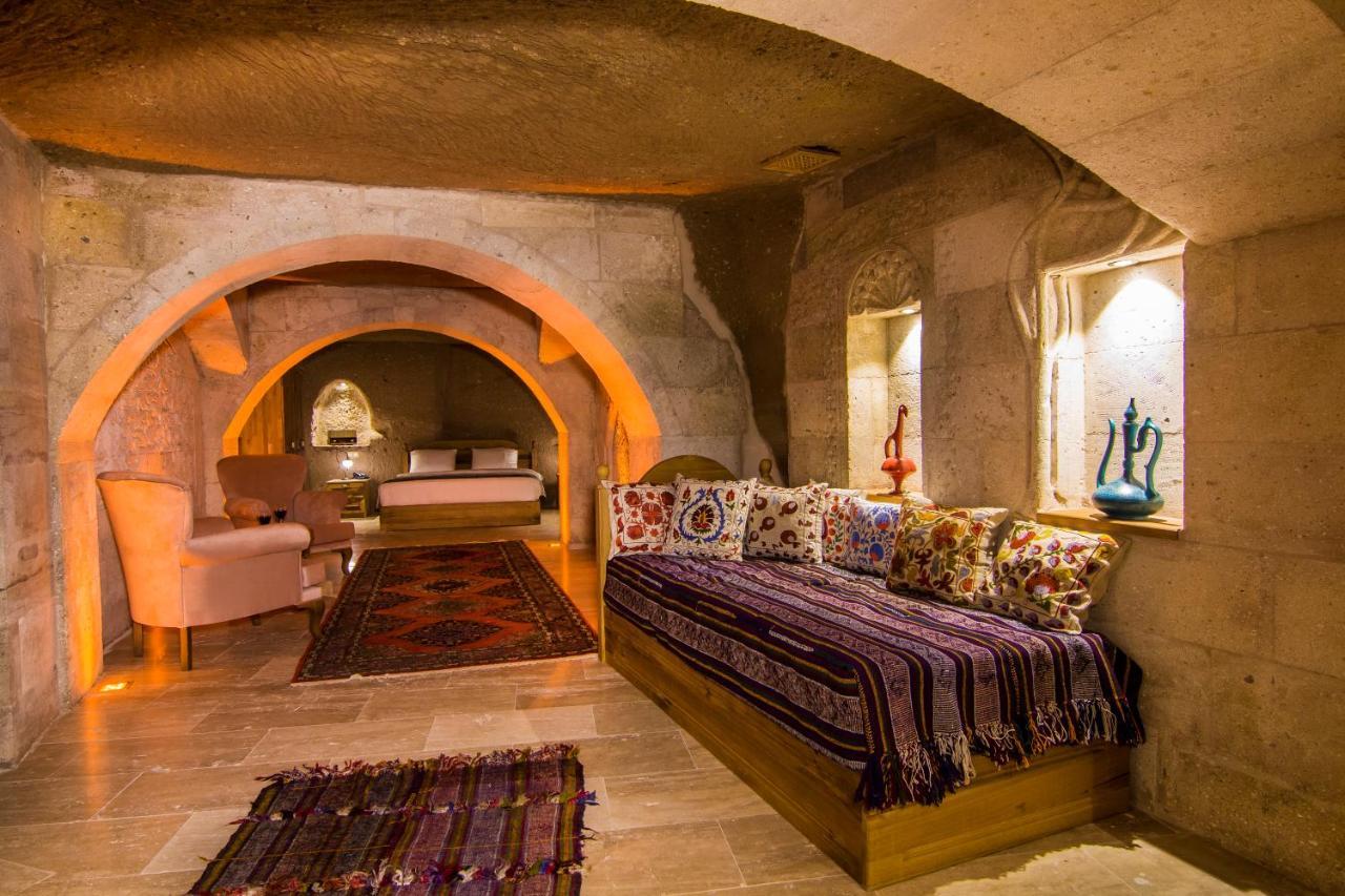 Caldera Hotel