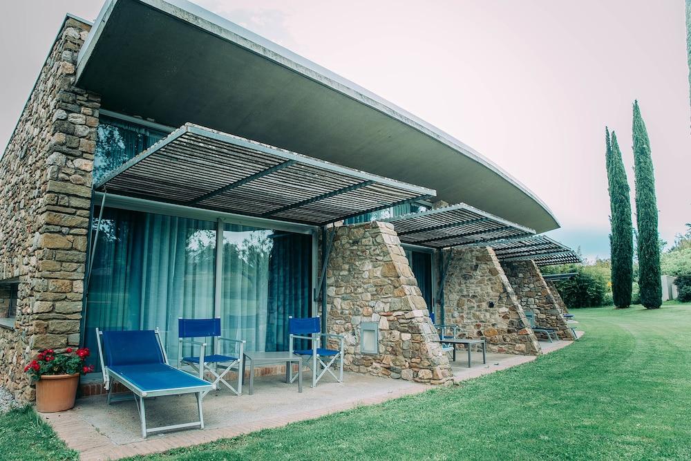Hotel Arcs de Monells (Adults only)