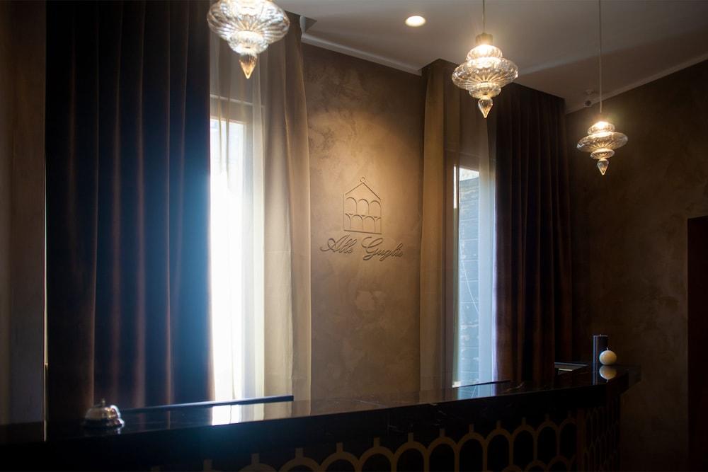Hotel Alle Guglie 2