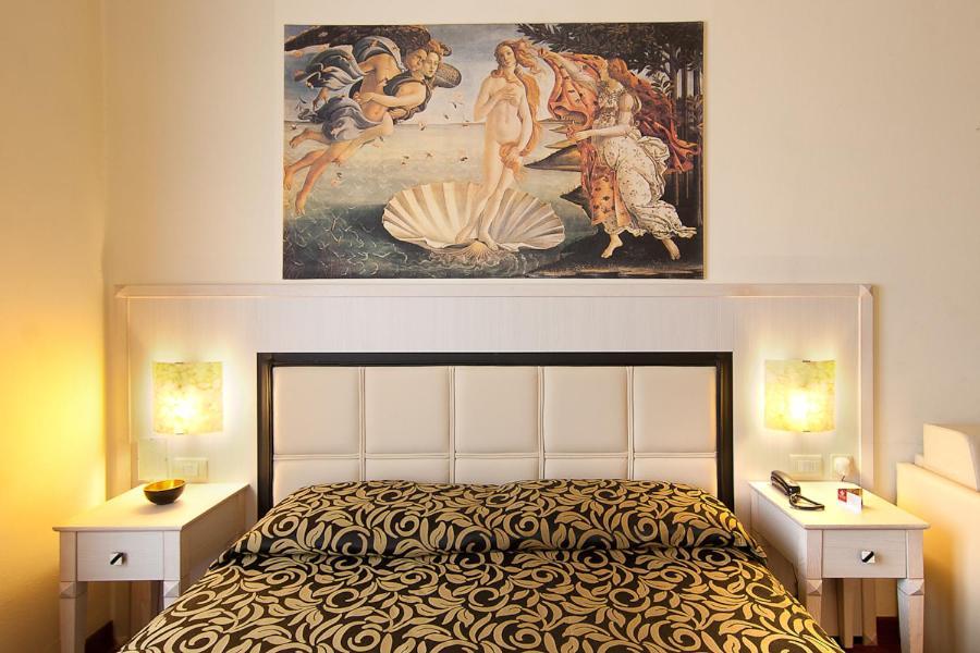 Florence Room 2
