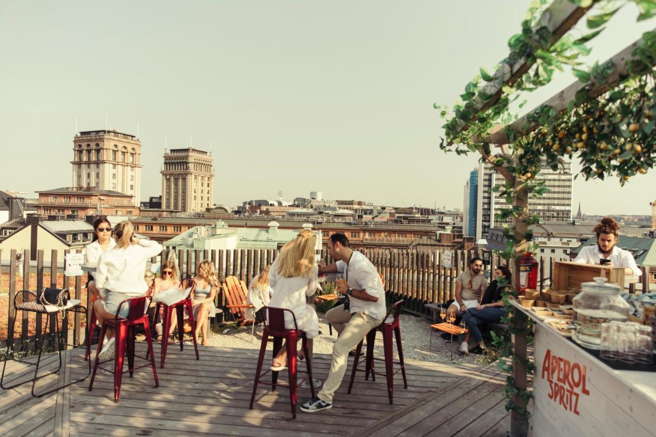 Hotel with Urban Deli 1