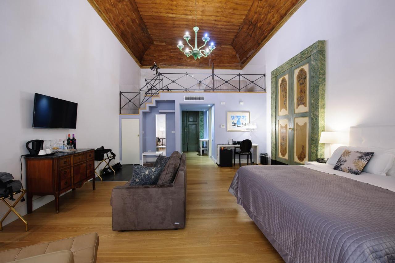 Santa Chiara Boutique Hotel 1