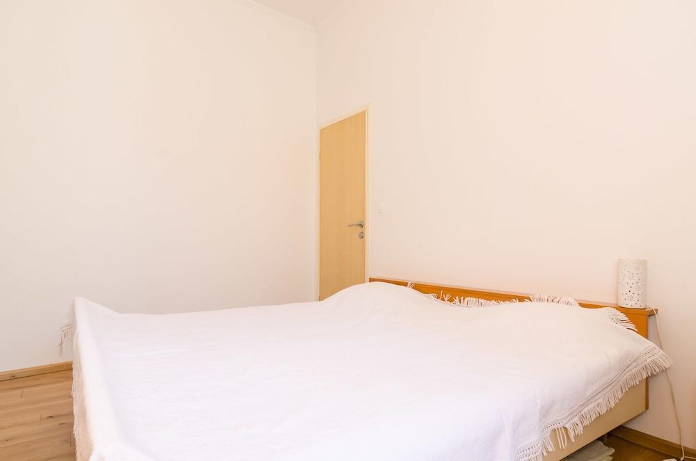 Apartments Klara 2