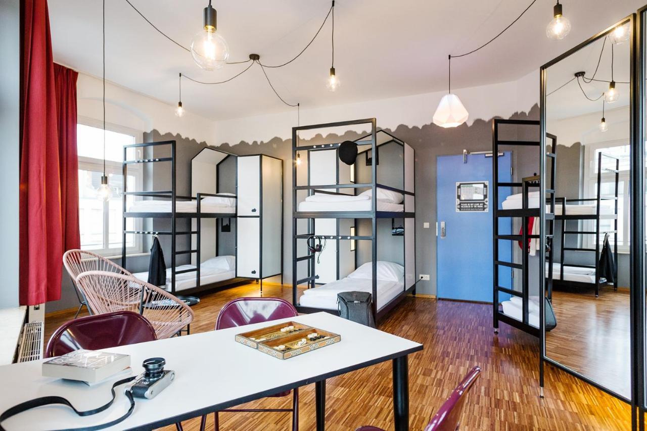The Circus Hostel Weinbergsweg 1