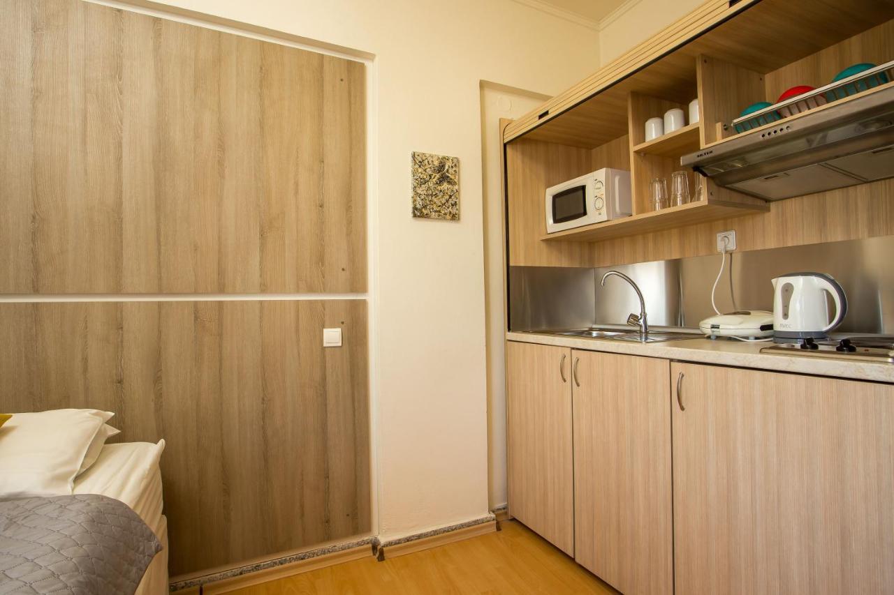 Rea Hotel 1