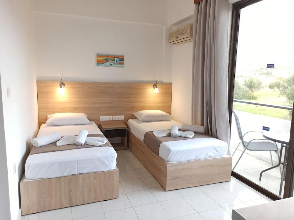 Sotirakis Hotel 2