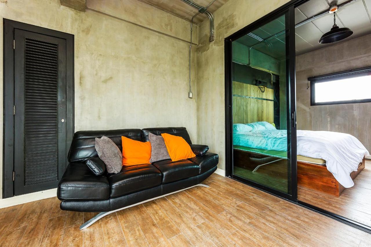 Rent V38 (Adults only) 1