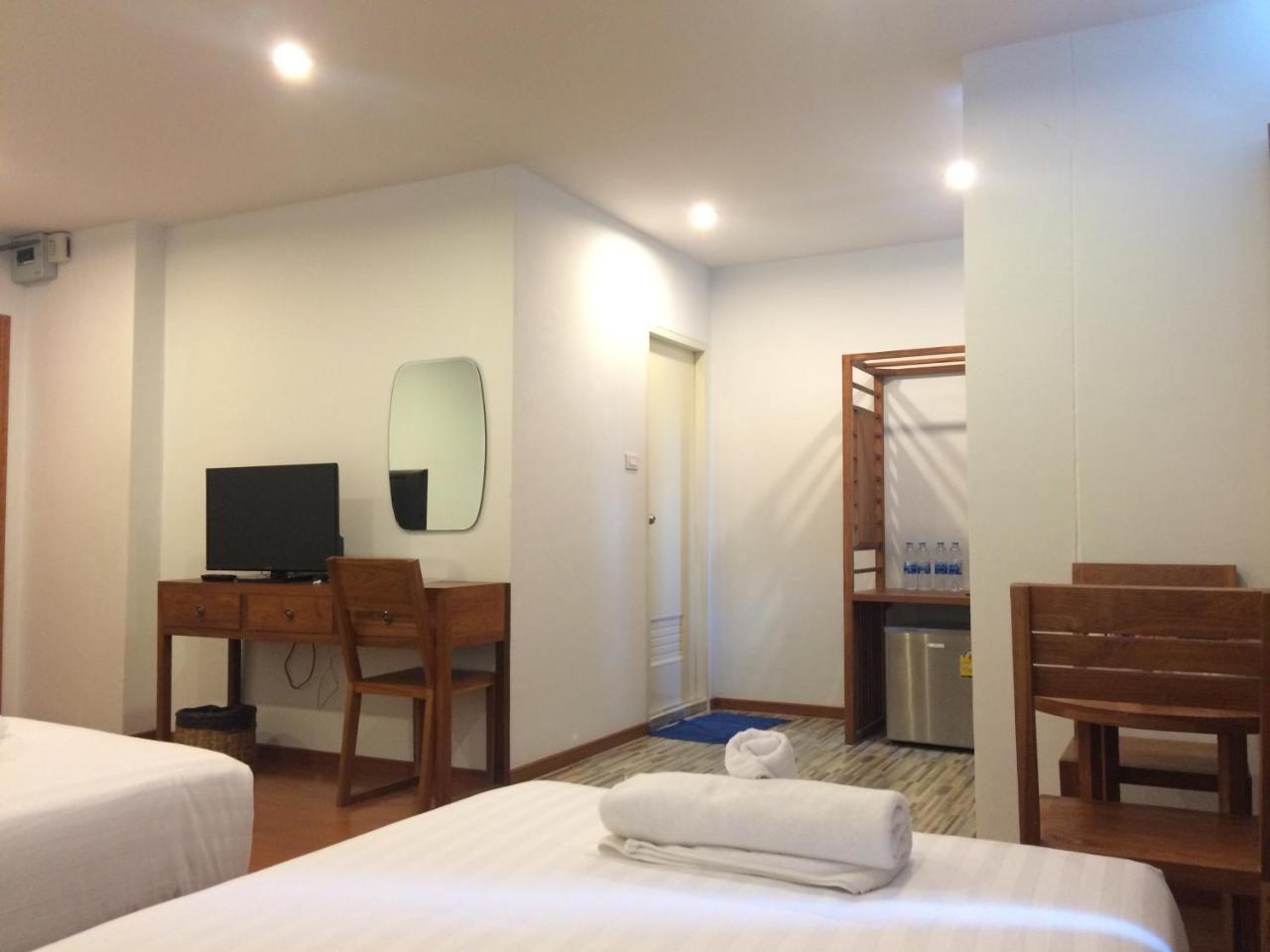 Double Dd House 1