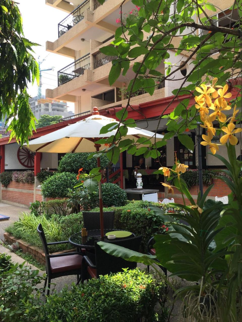 Stable Lodge Hotel (SHA Certified) 1