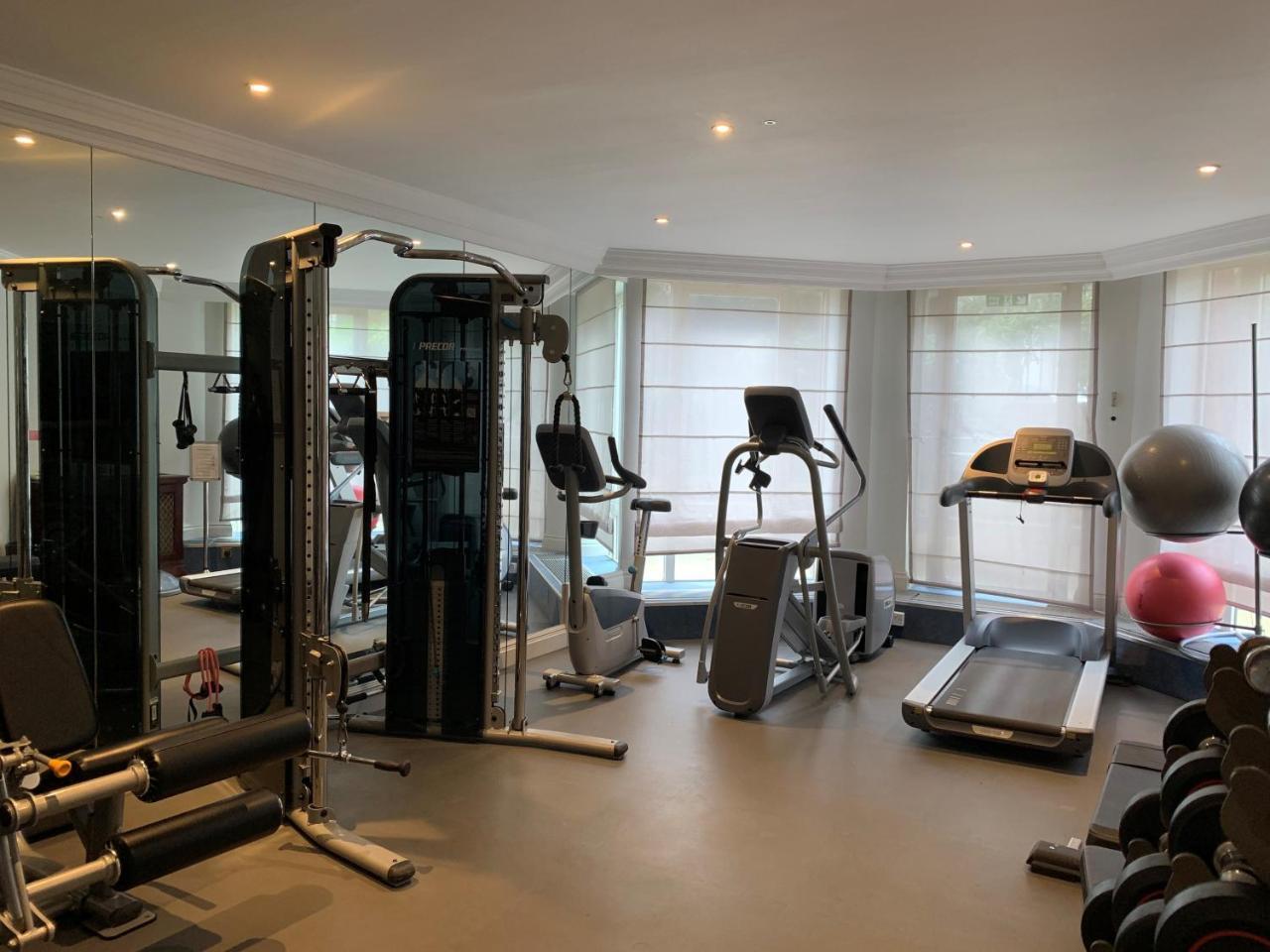 Cheval Thorney Court 1