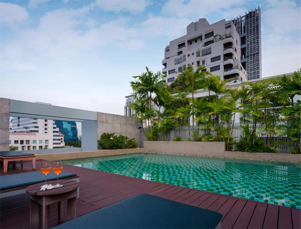 Silom Lofts Luxury Service Apartment 2