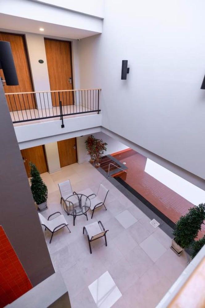 The Pad Silom Convent Serviced Apartment 1