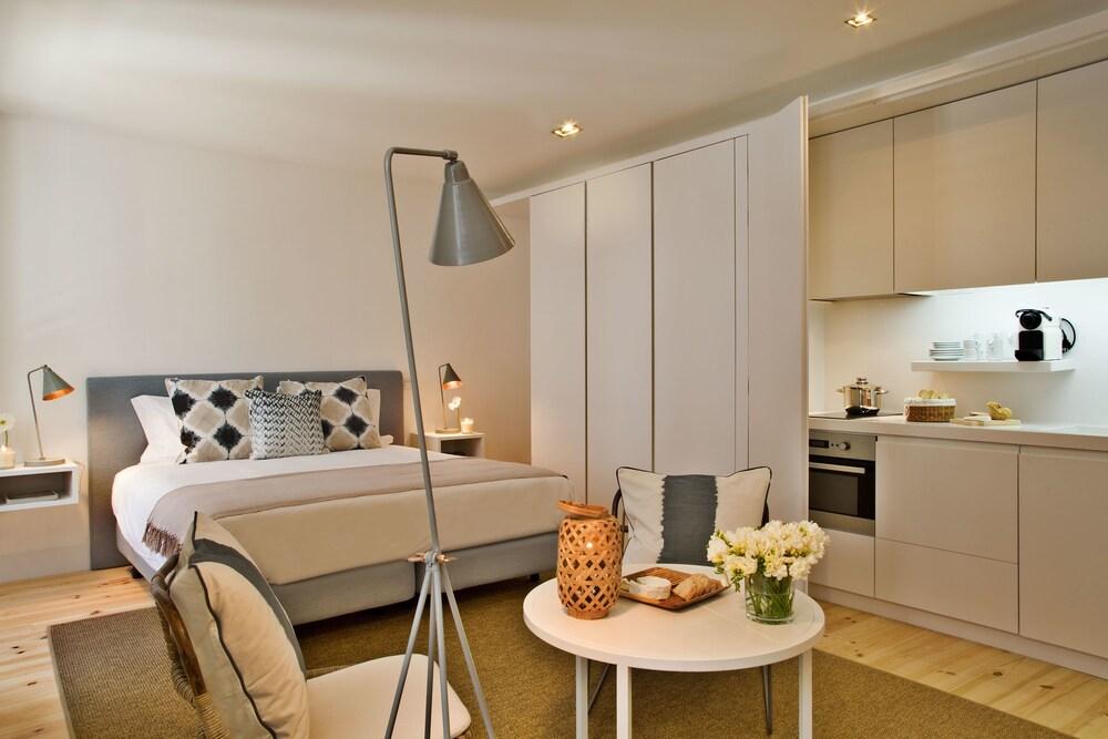 Lisbon Five Stars Apartments Combro 77 1