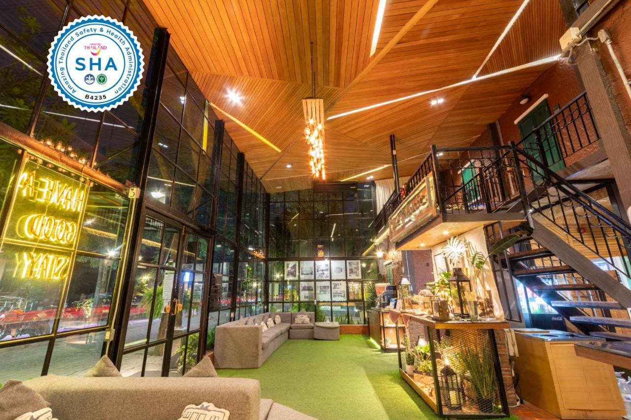 The Botanic Service Room (SHA Certified)