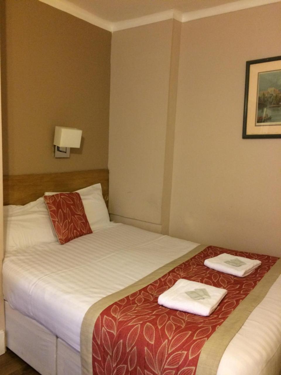 Grapevine Hotel