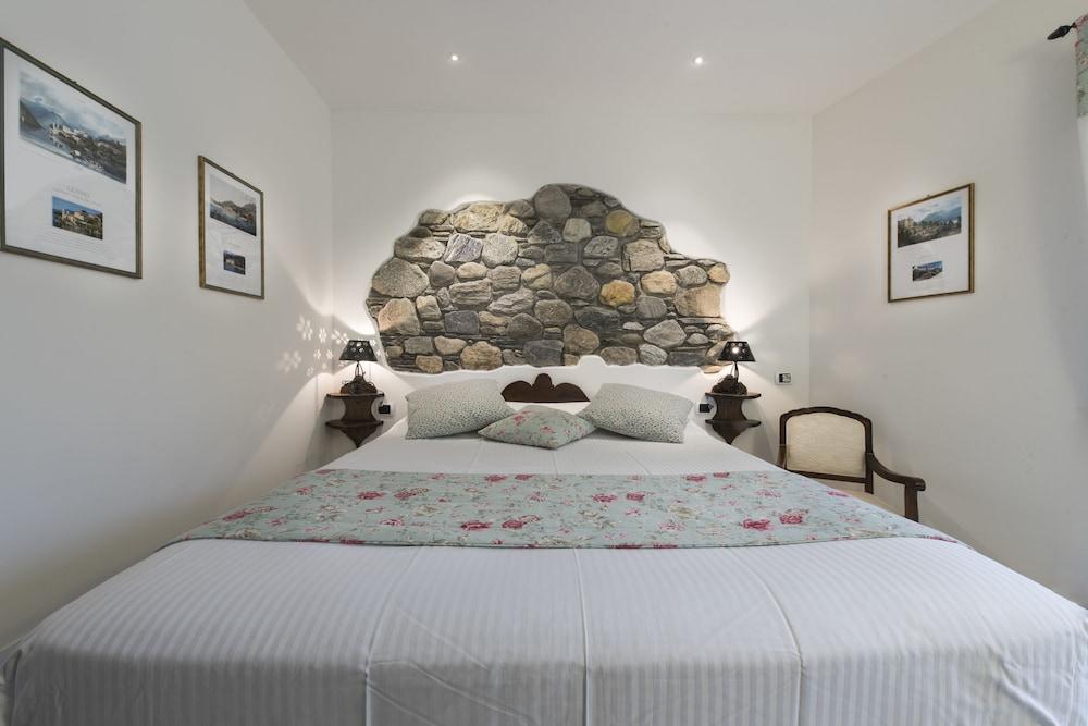 Crotto Regina (Adults only) 1