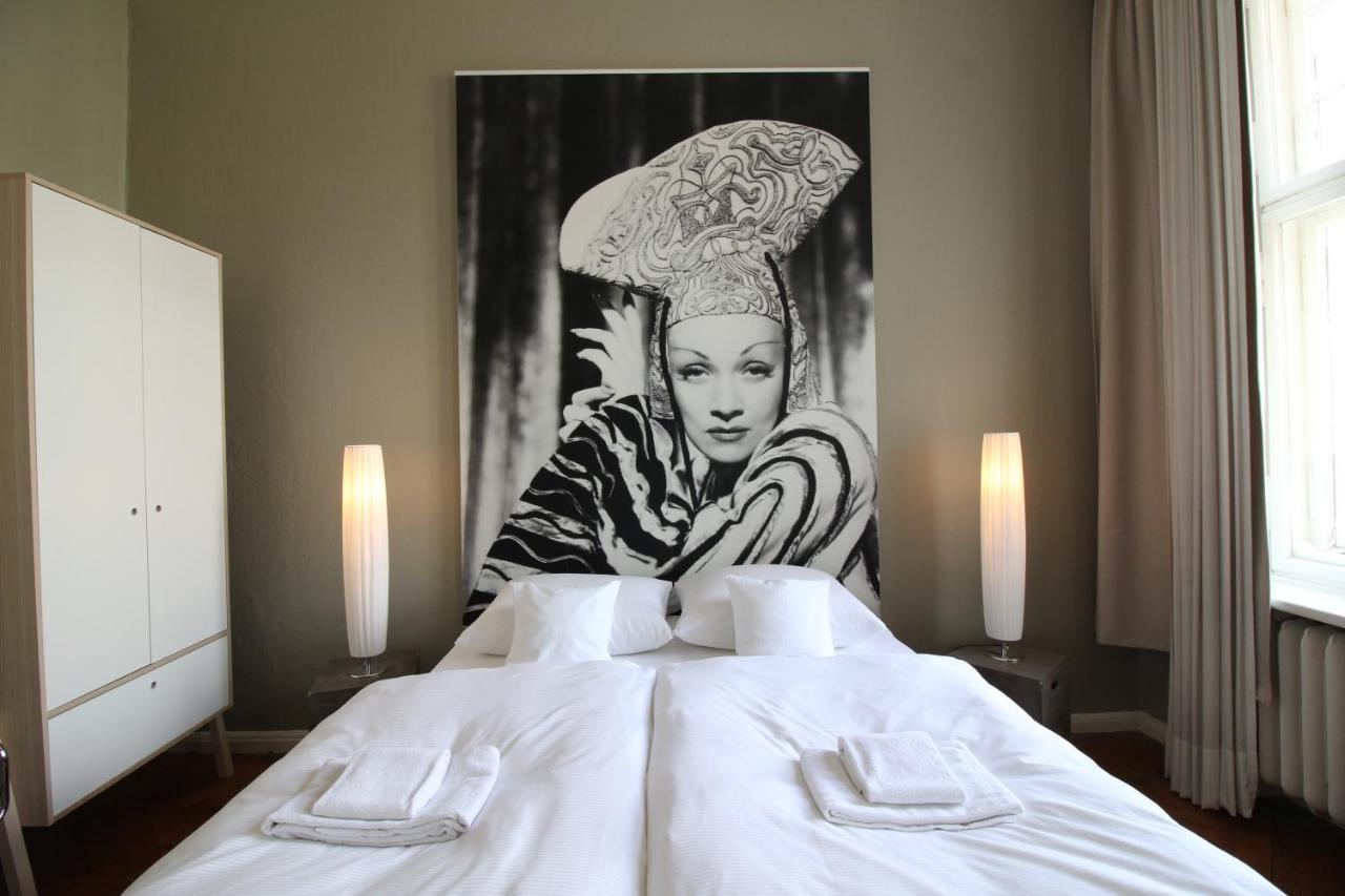Arthotel Connection 1