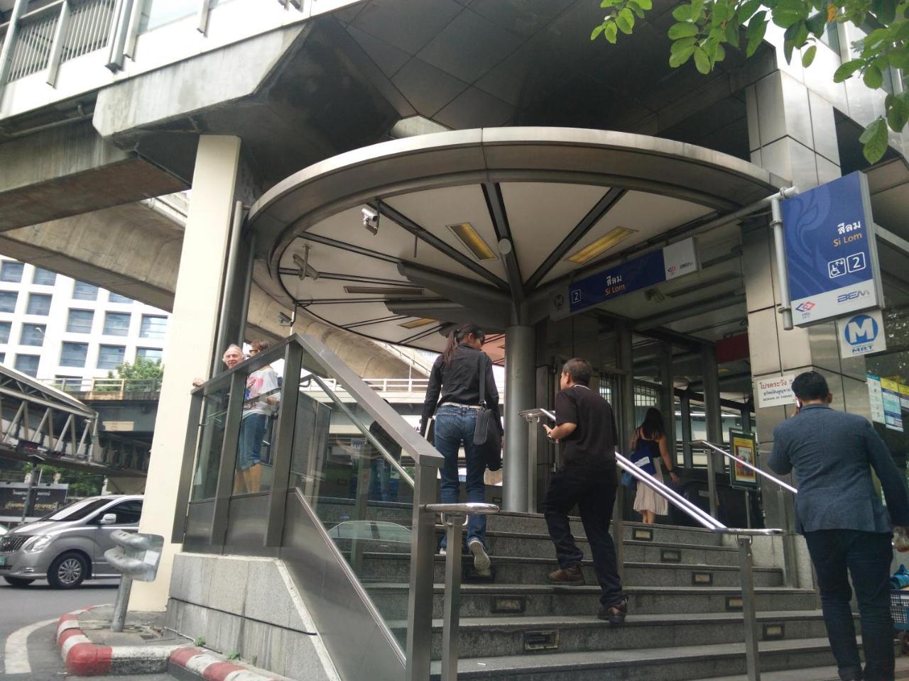 D Varee Xpress Pula Silom 2
