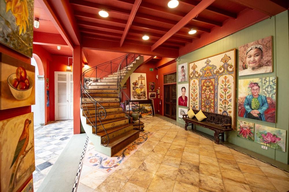 Angelo Family Suites 1