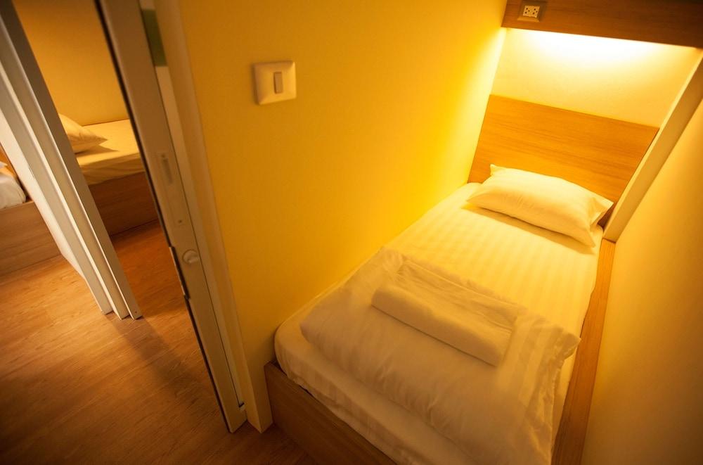 Micro Hostel (Adults only) 1