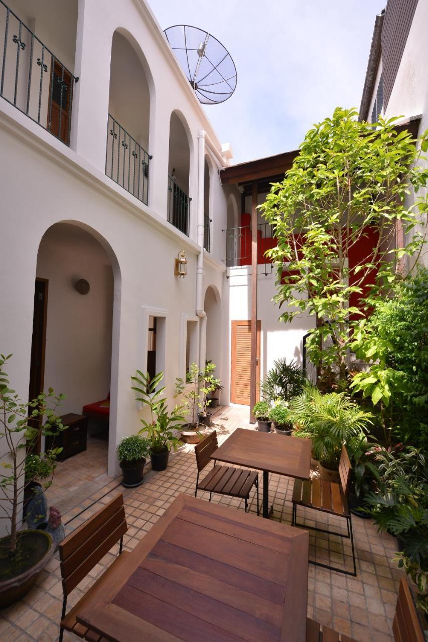 Neighbor Phuthon Boutique Hostel 1