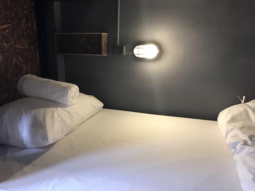 Pho Hostel (Adults only) 2