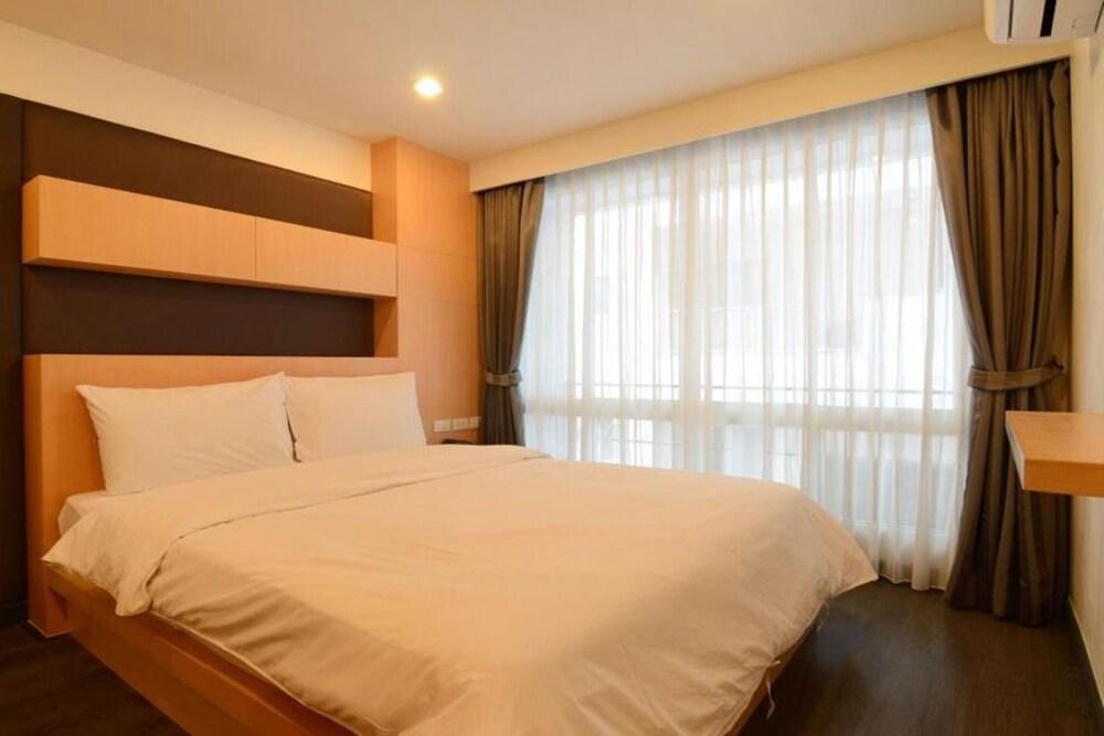 Residence One 2