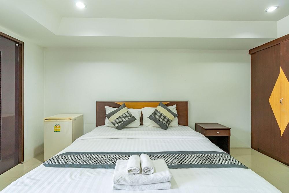 Grannylla Residence Charoenkrung 2