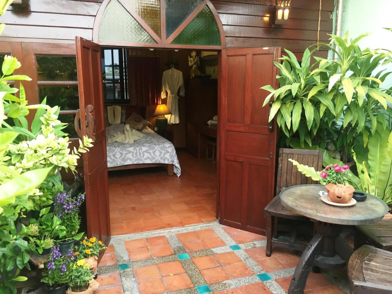 Shanti Lodge 2