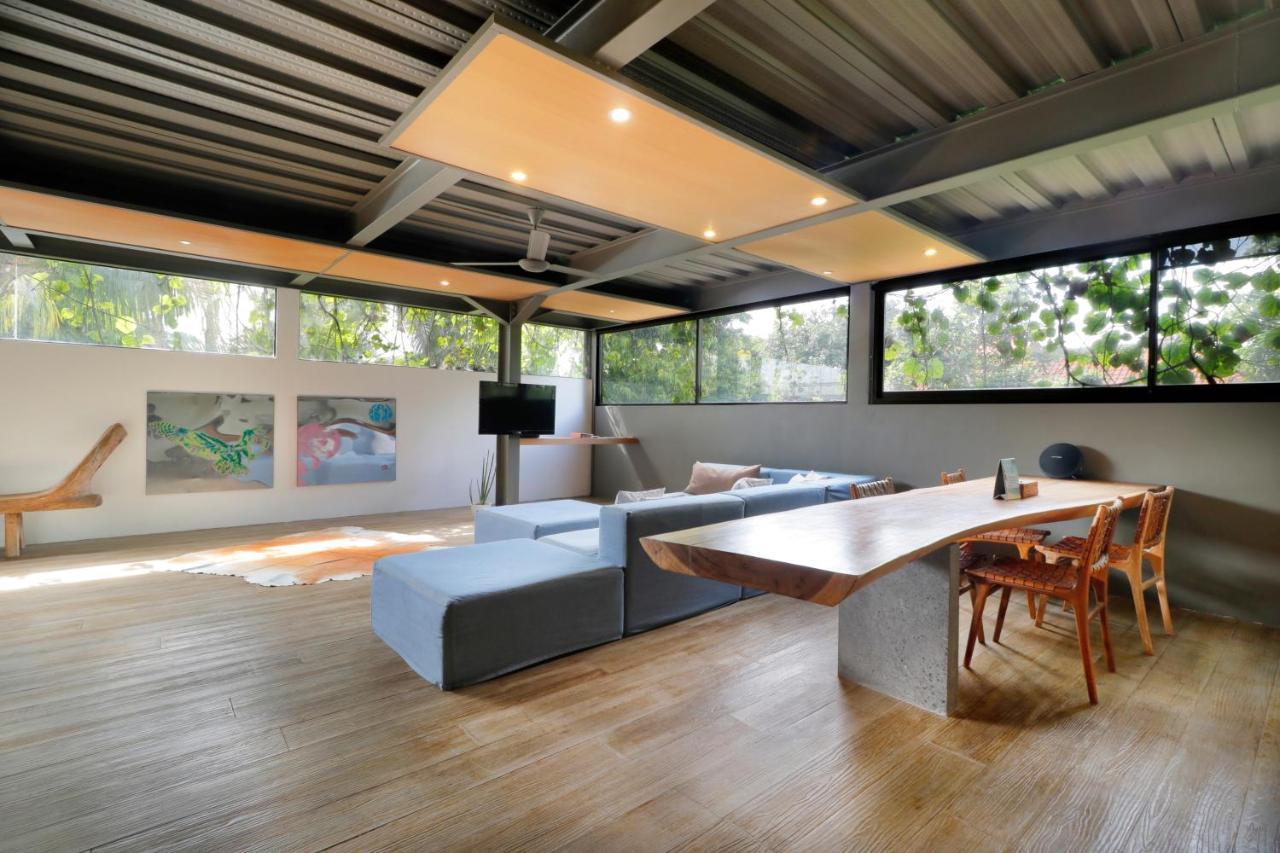 Clio Apartment