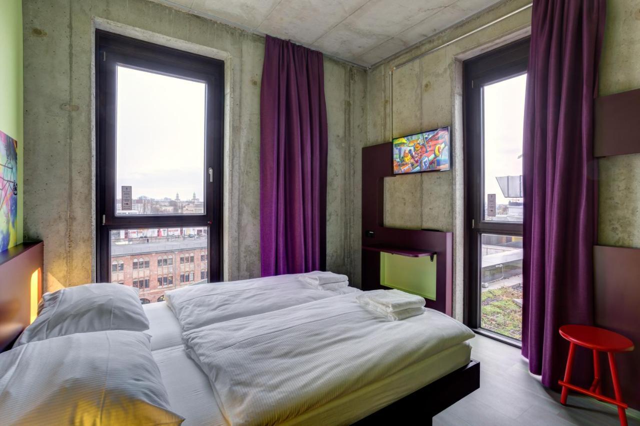 Meininger Hotel Berlin East Side Gallery 1