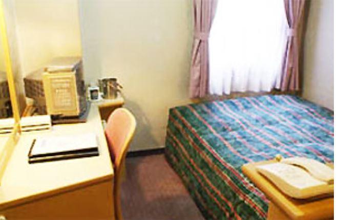 Hotel Halftime