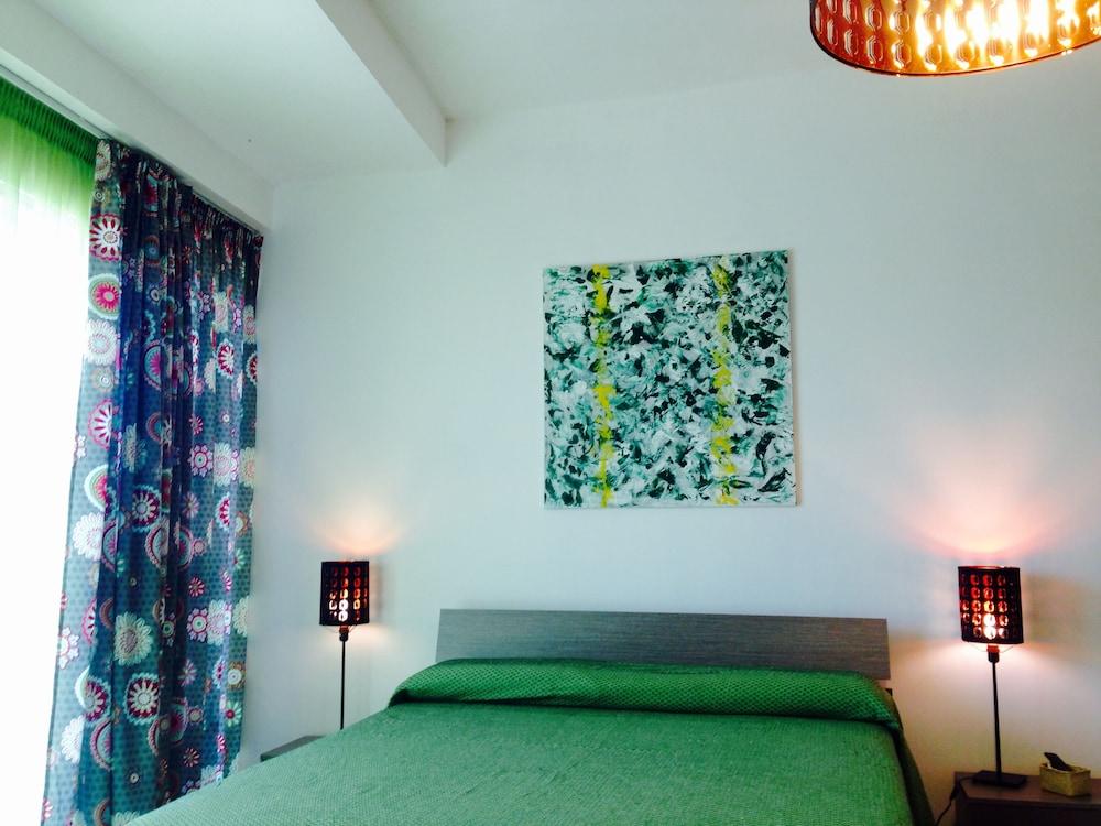 Marina Resart B&B
