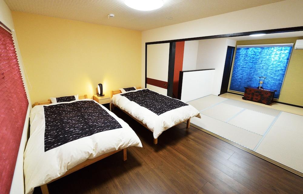 Raku Inn