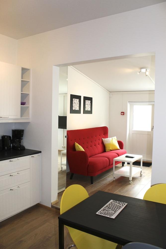 Rey Apartments 1