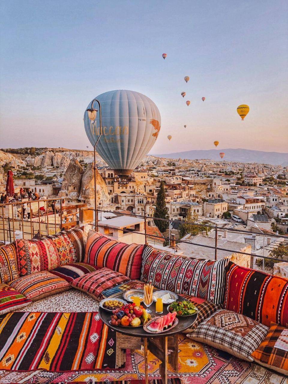 Charming Cave Hotel (Adults only)