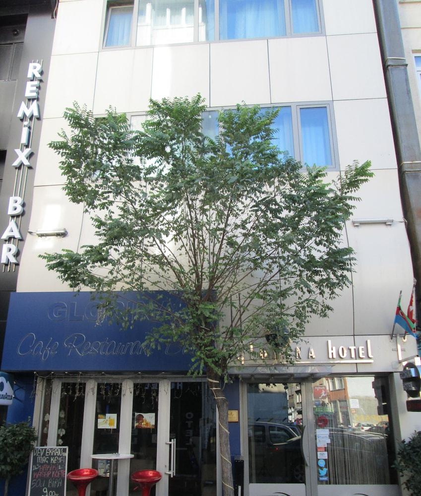 Glorina Hotel