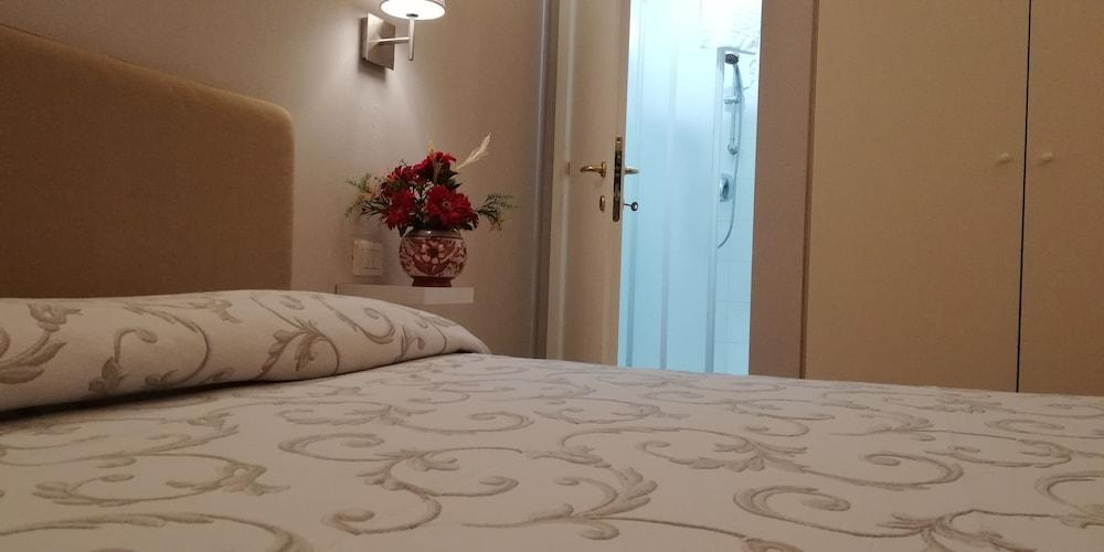 Arno Boutique Hotel 1