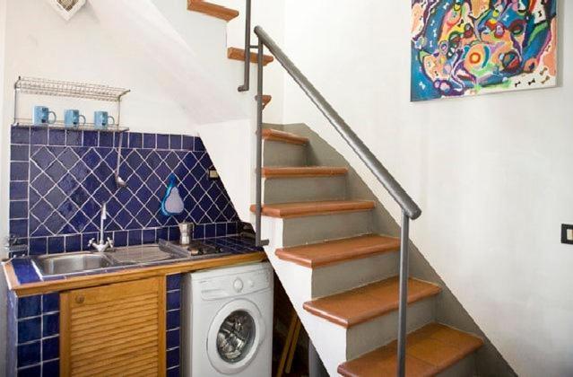 Max Apartments 2