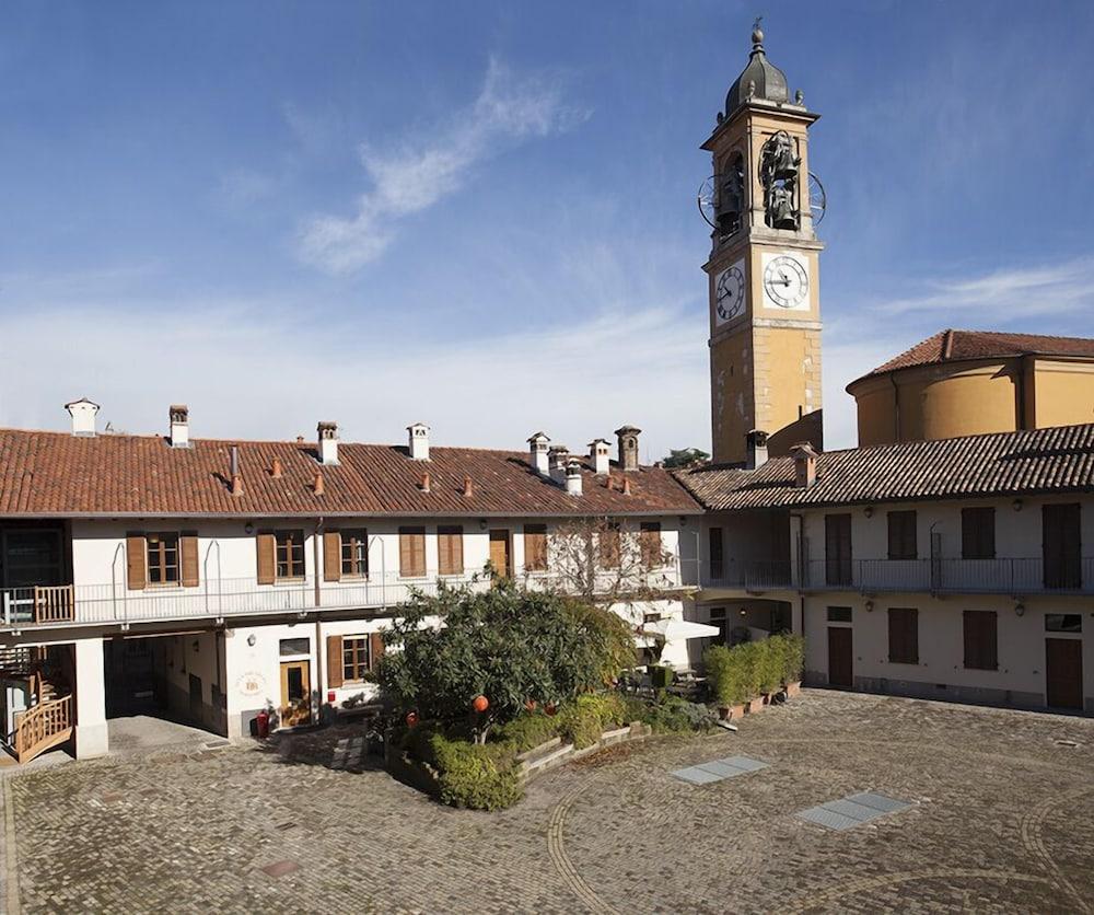 Borromeo Rooms