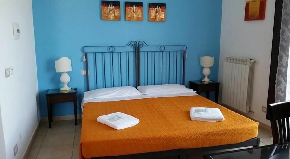 Regina Carolina Bed And Breakfast