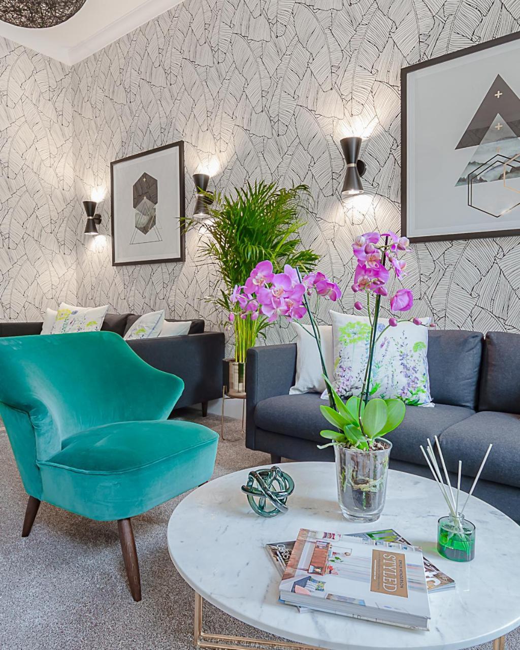 Mentone Hotel 2