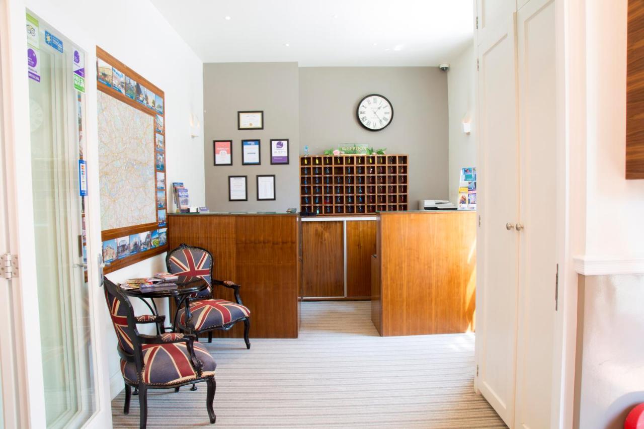 Chelsea Guest House 2