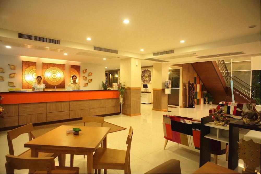 Prom Ratchada Residence & SPA (SHA PLUS+) 1