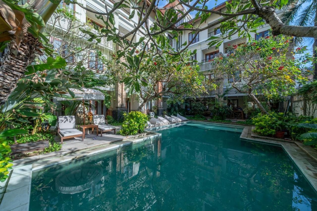 Sara Residence