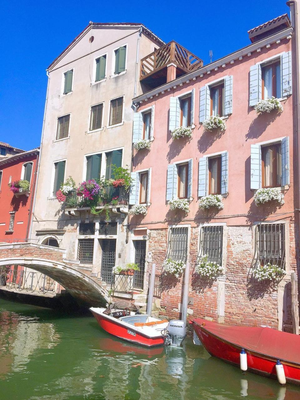 3749 Ponte Chiodo Guest House