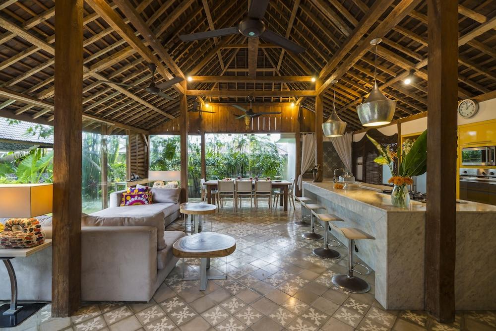 The Villa Batik
